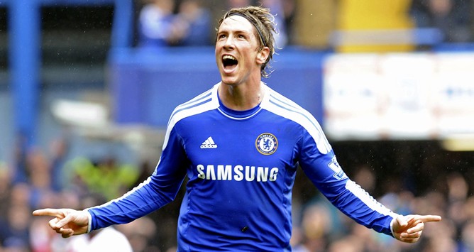 Dal rosso al blu, il trasferimento last-minute di Torres al Chelsea